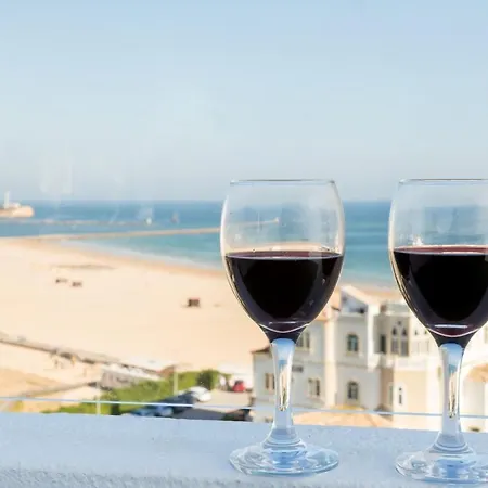 Elegant With Sea View In 100 M² Air Conditioned * Portimao